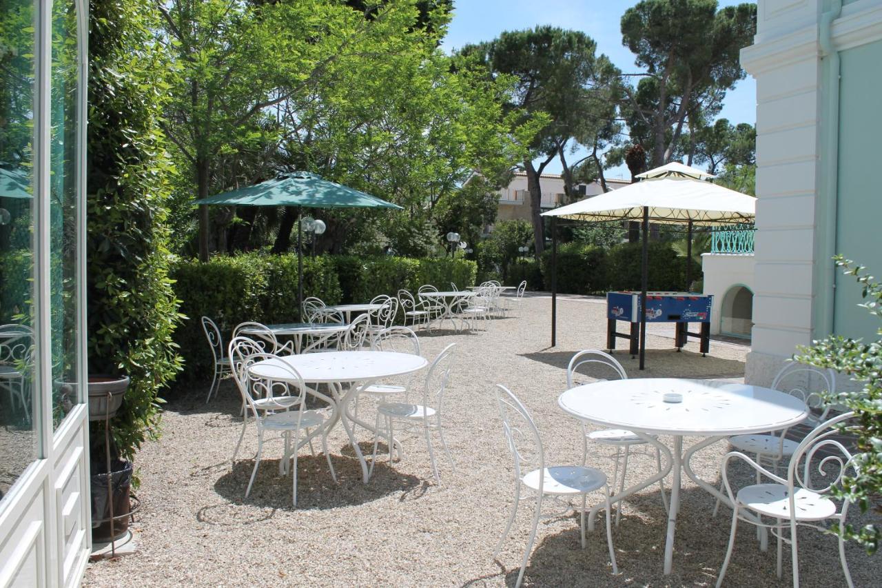 Villa Arlini Pineto Exterior photo