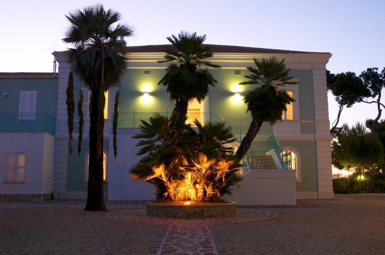 Villa Arlini Pineto Exterior photo